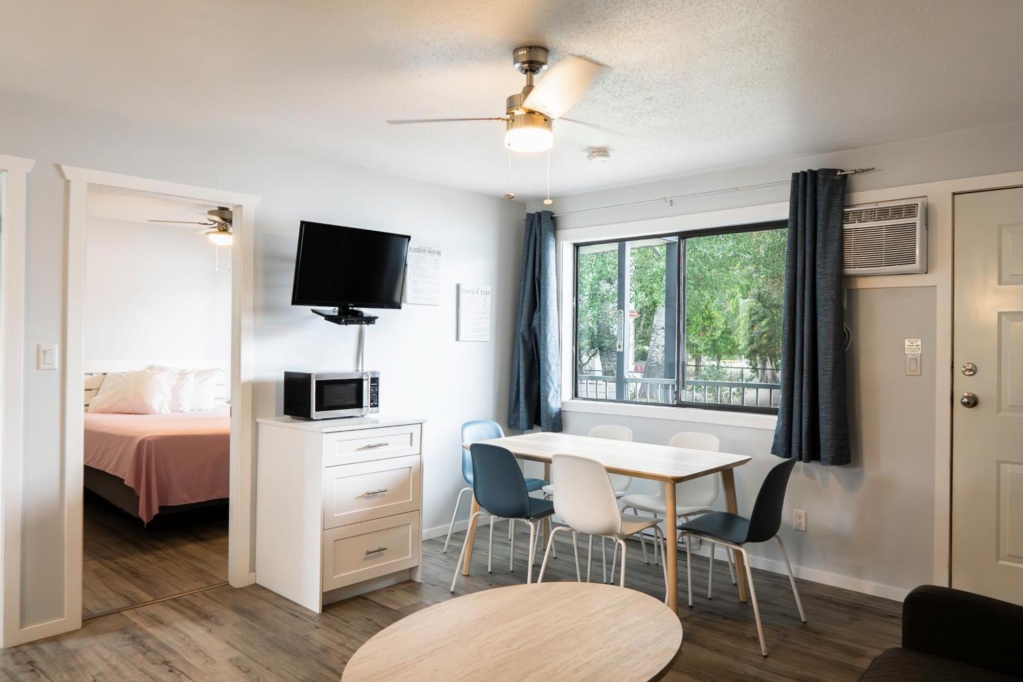 Poplars Motel On The Lake Osoyoos Luaran gambar